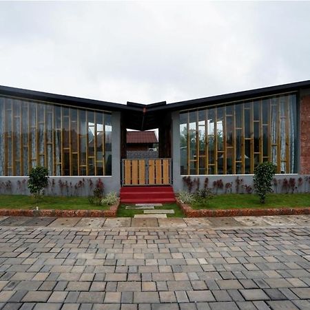 Sixth Element Hotel Kushalnagar Exterior photo