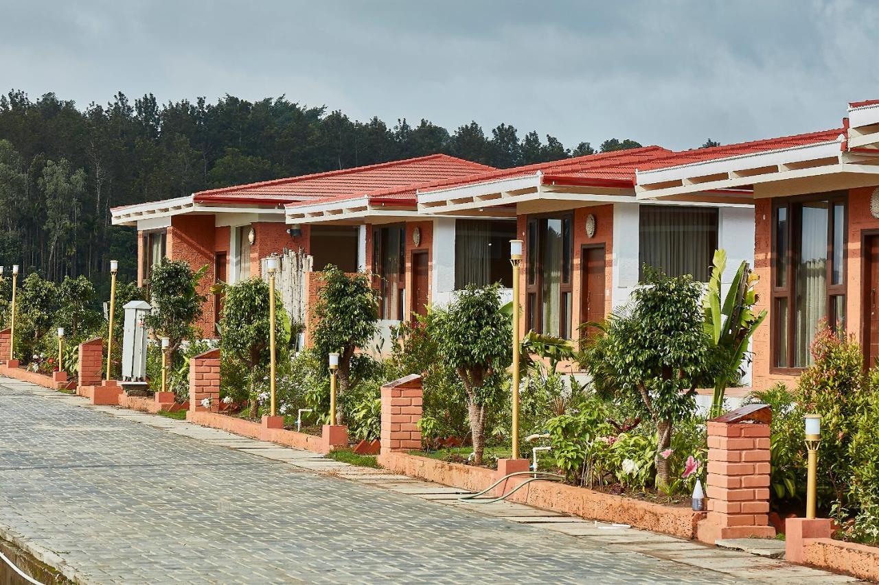 Sixth Element Hotel Kushalnagar Exterior photo